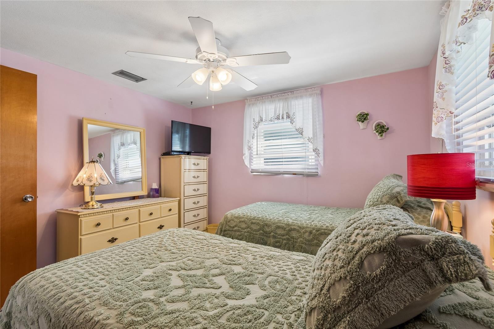 Image 20 of 43 For 5810 Friedly Avenue