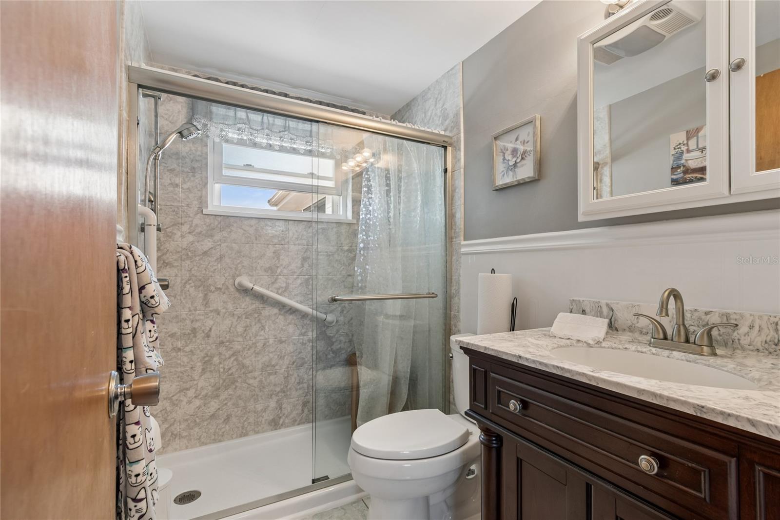 Image 22 of 43 For 5810 Friedly Avenue