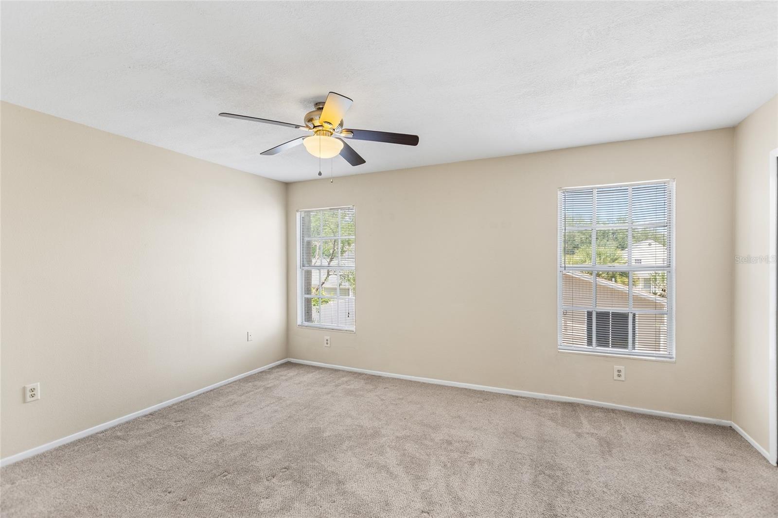 Image 17 of 37 For 7608 Willow Park Drive