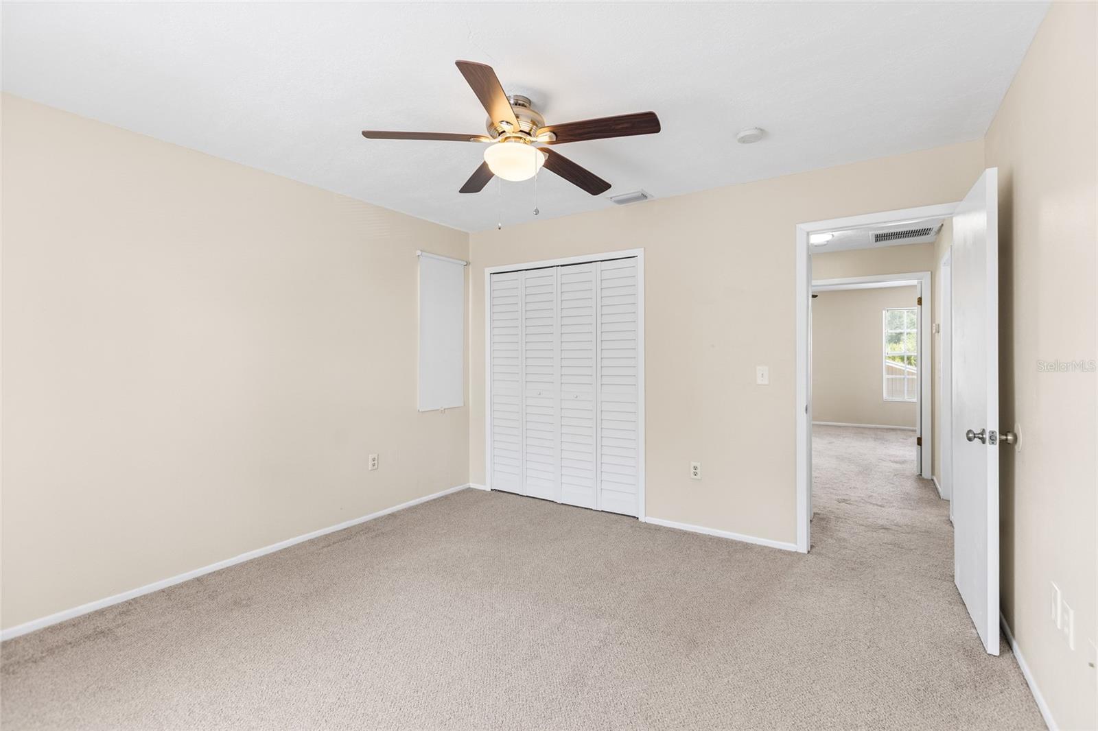 Image 29 of 37 For 7608 Willow Park Drive