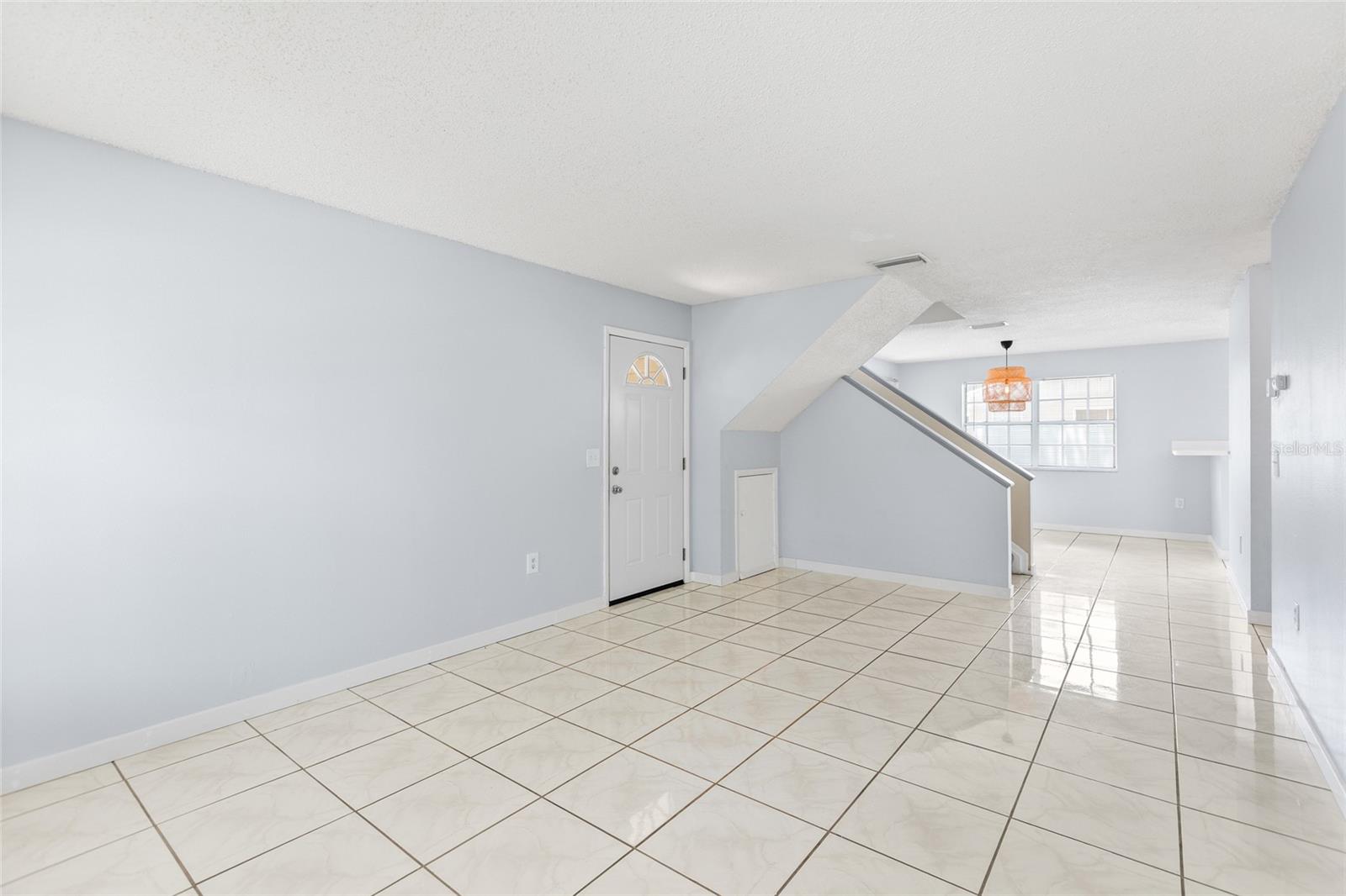 Image 7 of 37 For 7608 Willow Park Drive