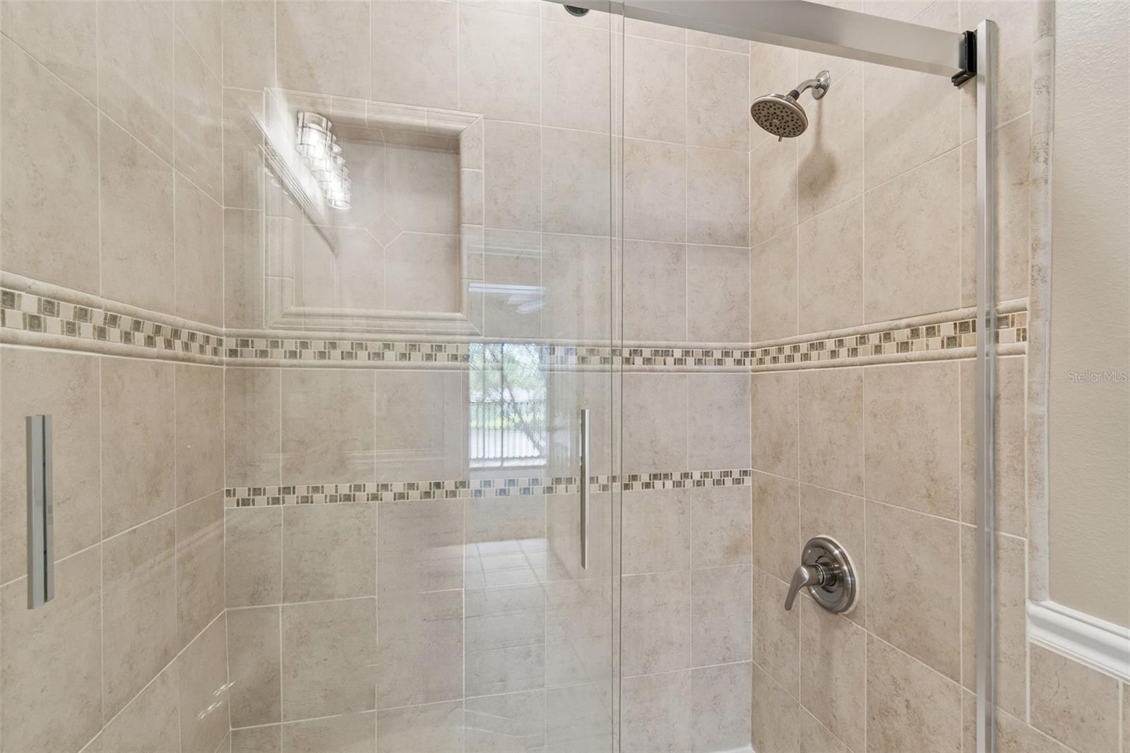 Image 27 of 64 For 18529 Pebble Lake Court