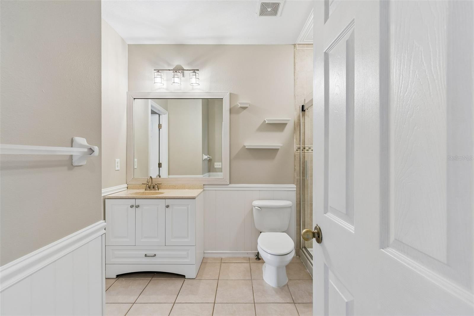 Image 28 of 64 For 18529 Pebble Lake Court