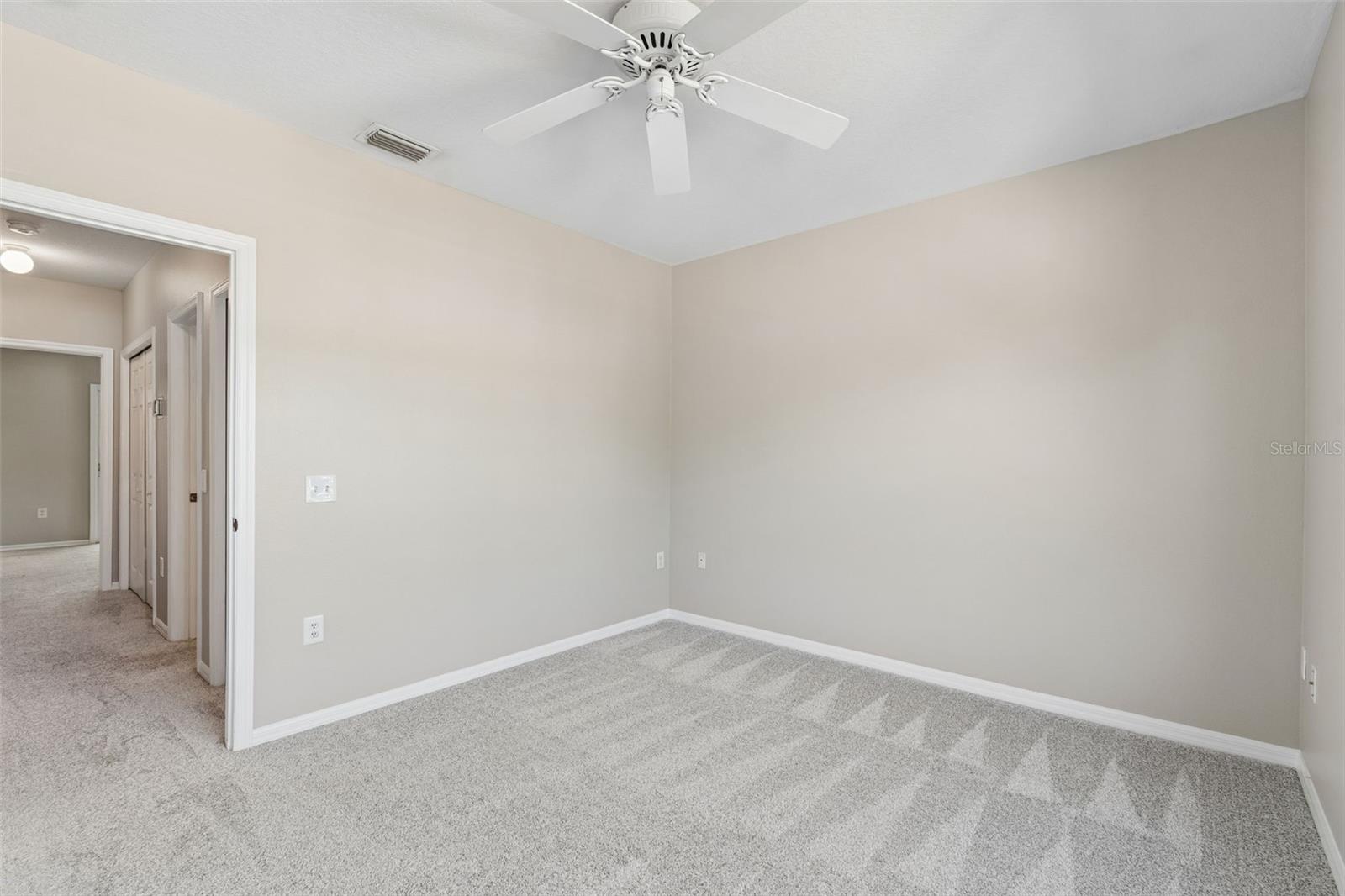 Image 33 of 64 For 18529 Pebble Lake Court