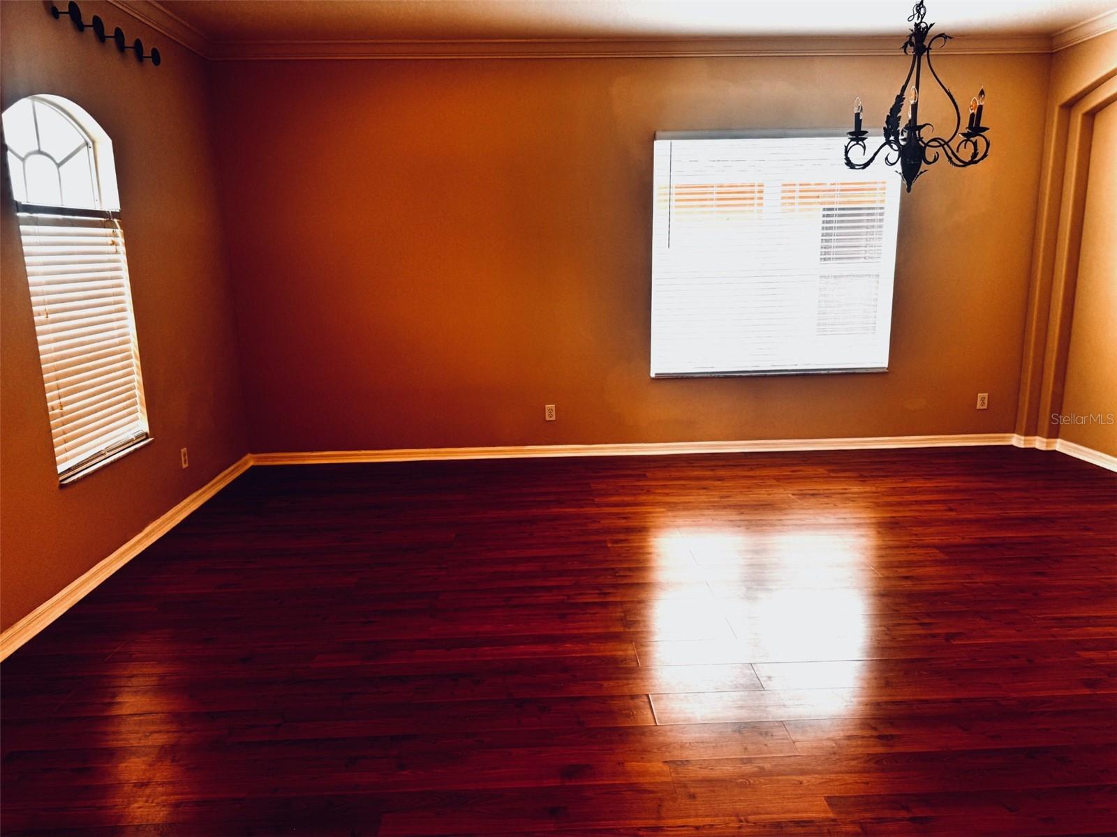 Image 11 of 49 For 14996 Hidden Oaks Circle