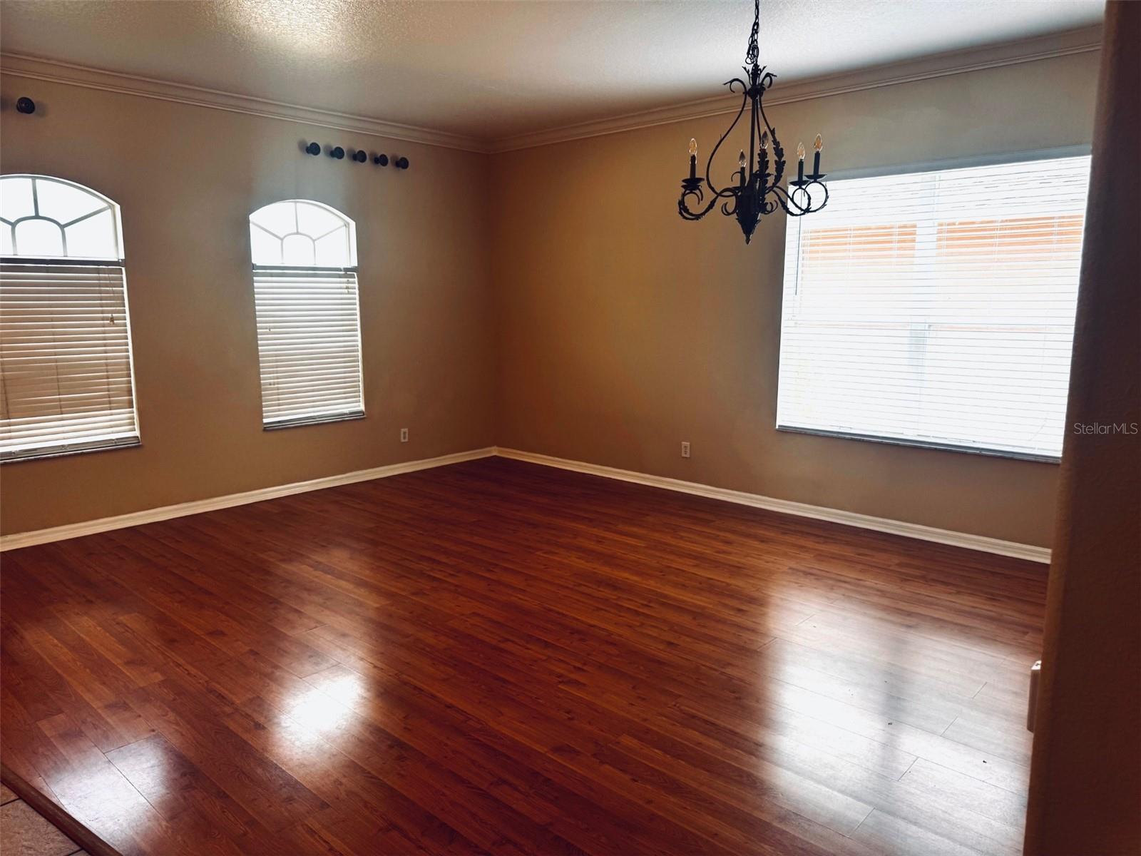 Image 12 of 49 For 14996 Hidden Oaks Circle