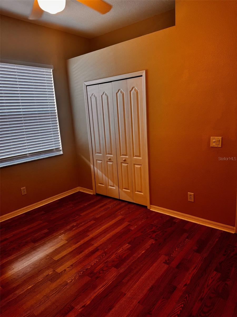 Image 28 of 49 For 14996 Hidden Oaks Circle