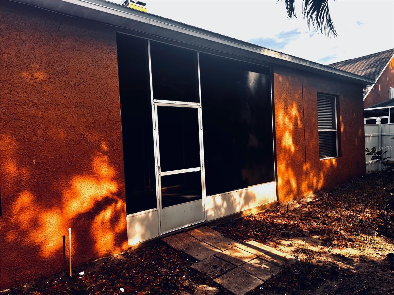 Image 9 of 49 For 14996 Hidden Oaks Circle