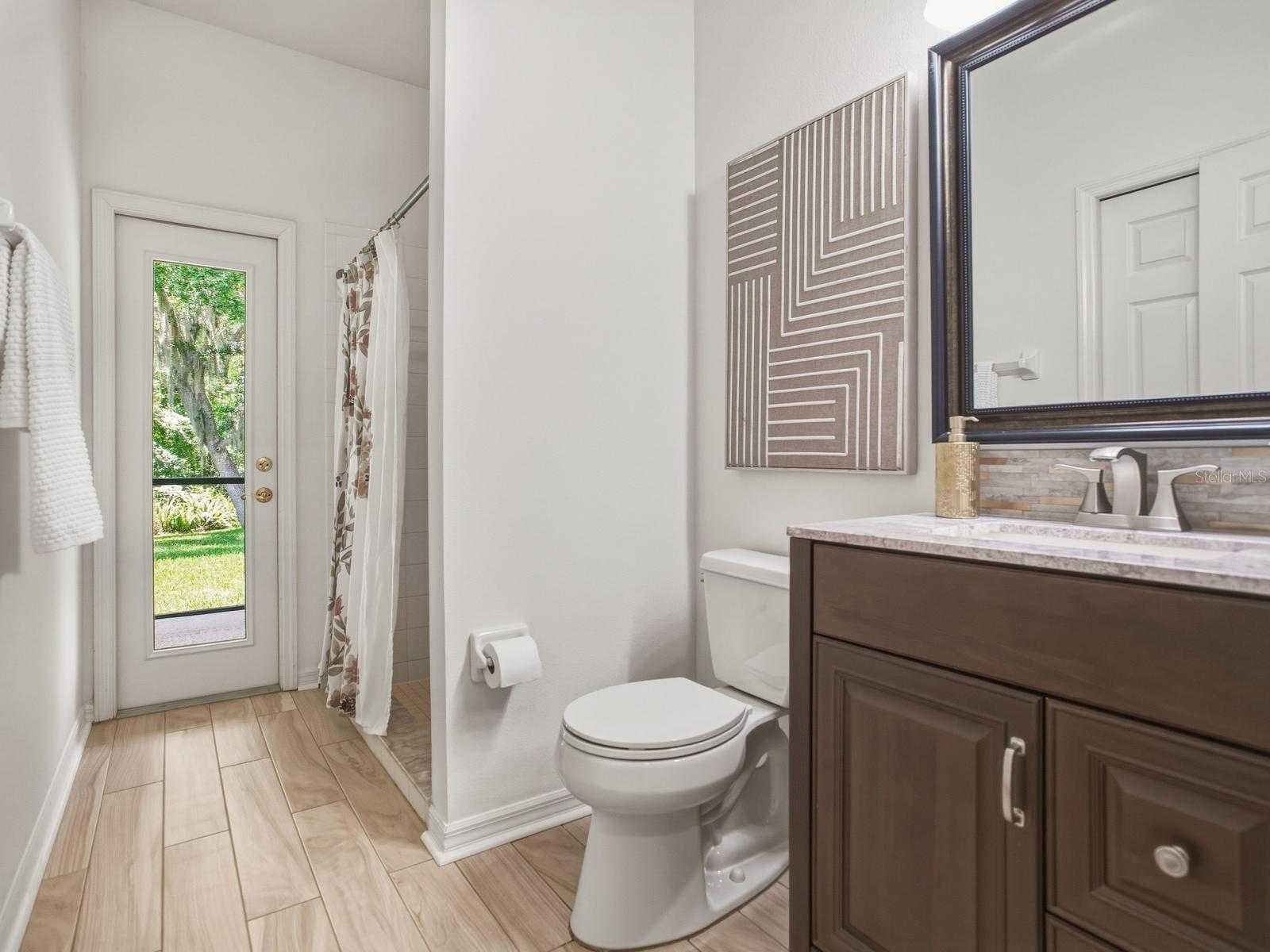 Image 34 of 45 For 18220 Stillwell Lane