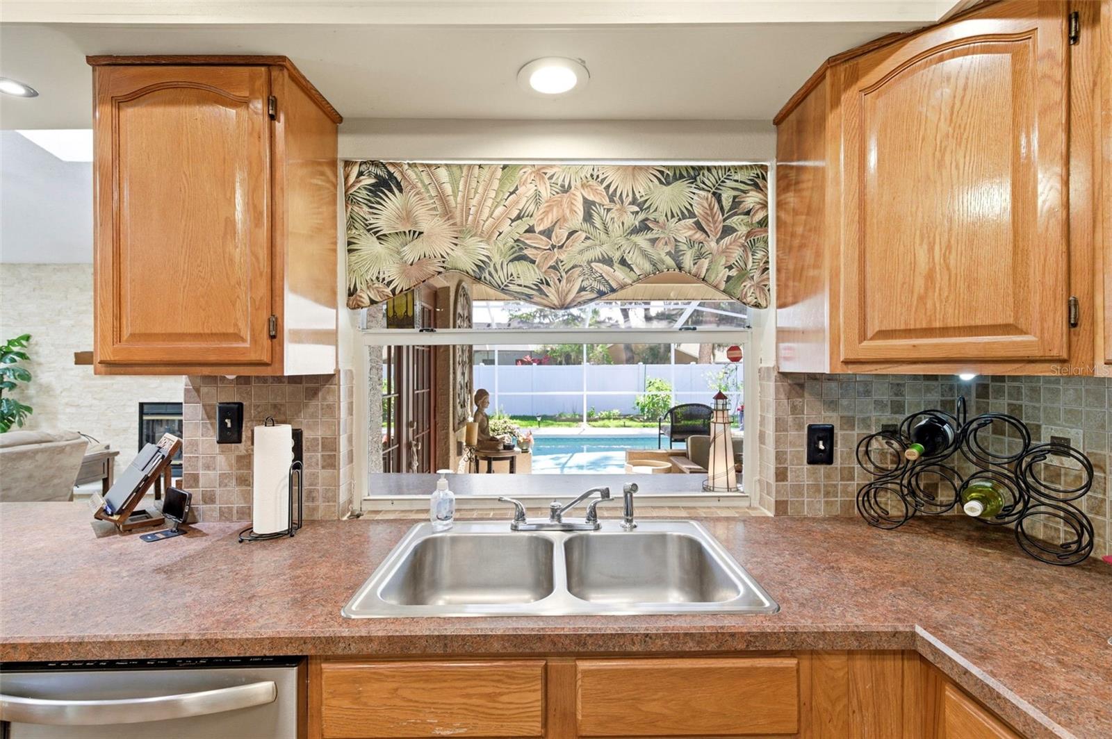 Image 17 of 52 For 5226 Saltamonte Drive