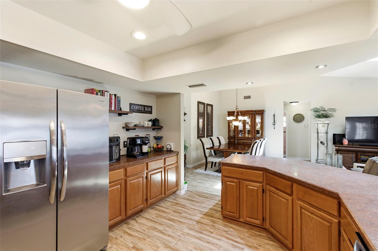 Image 18 of 52 For 5226 Saltamonte Drive