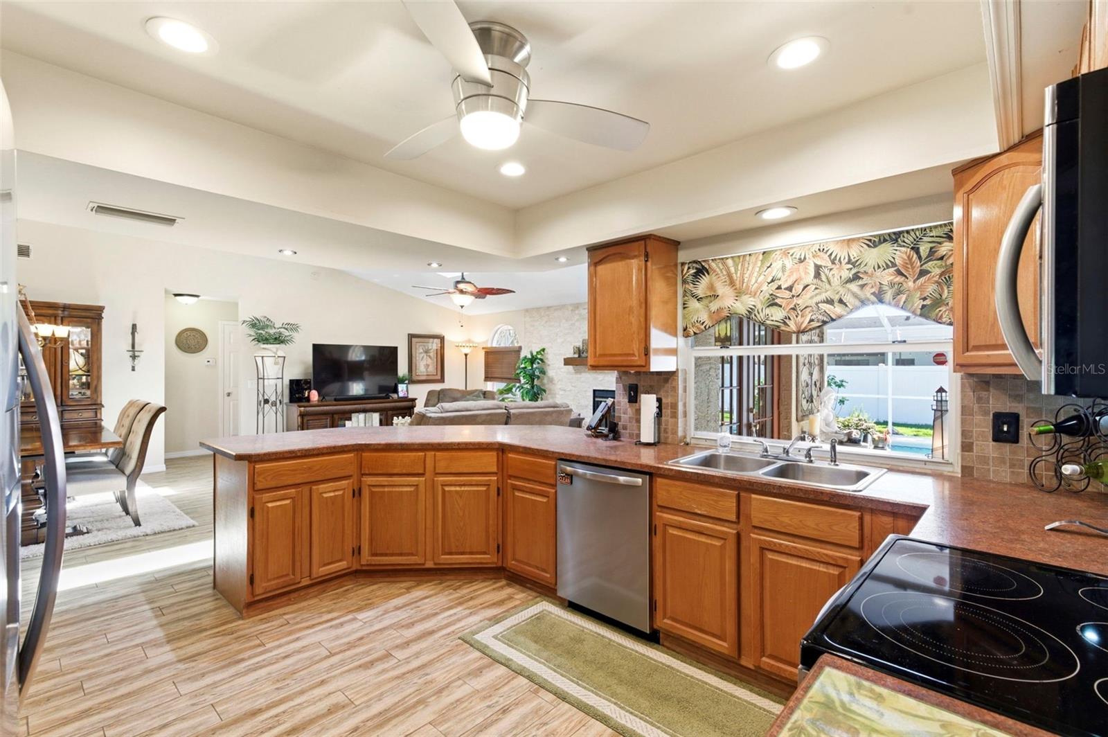 Image 2 of 52 For 5226 Saltamonte Drive