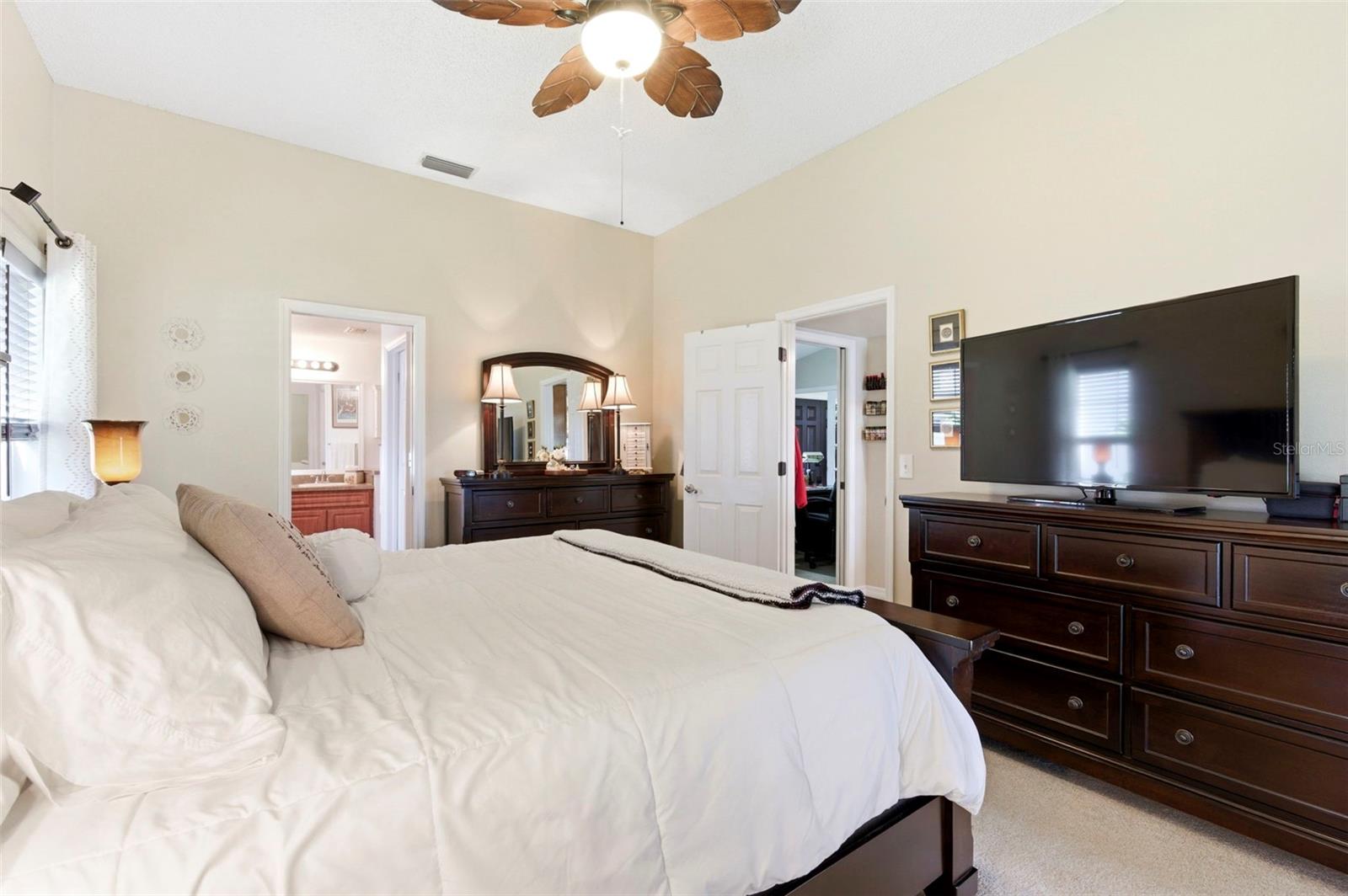 Image 24 of 52 For 5226 Saltamonte Drive