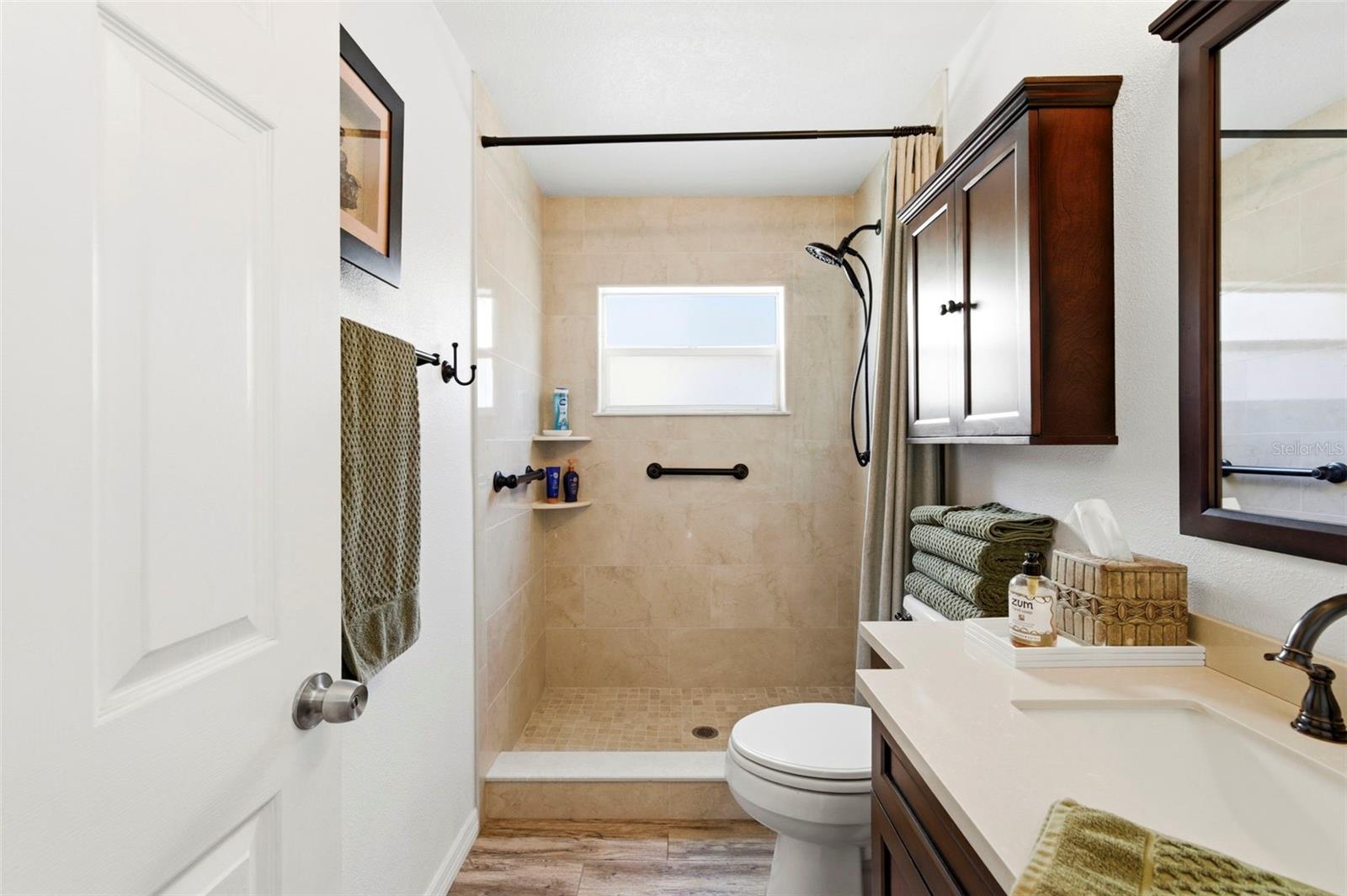 Image 33 of 52 For 5226 Saltamonte Drive