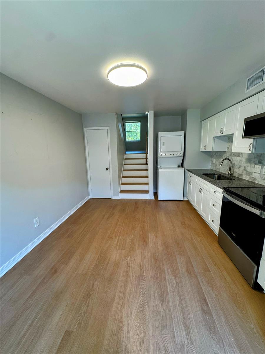 Image 18 of 32 For 4201 La Dega Court