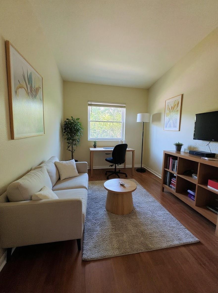 Image 5 of 32 For 4201 La Dega Court