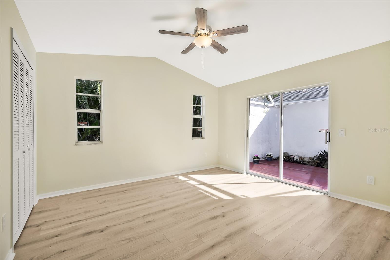 Image 10 of 24 For 13745 Downing Lane S-2