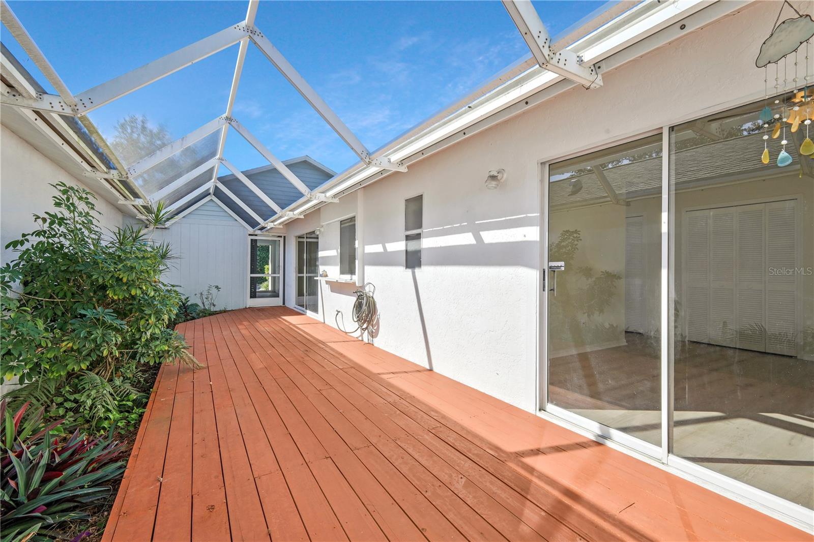 Image 20 of 24 For 13745 Downing Lane S-2