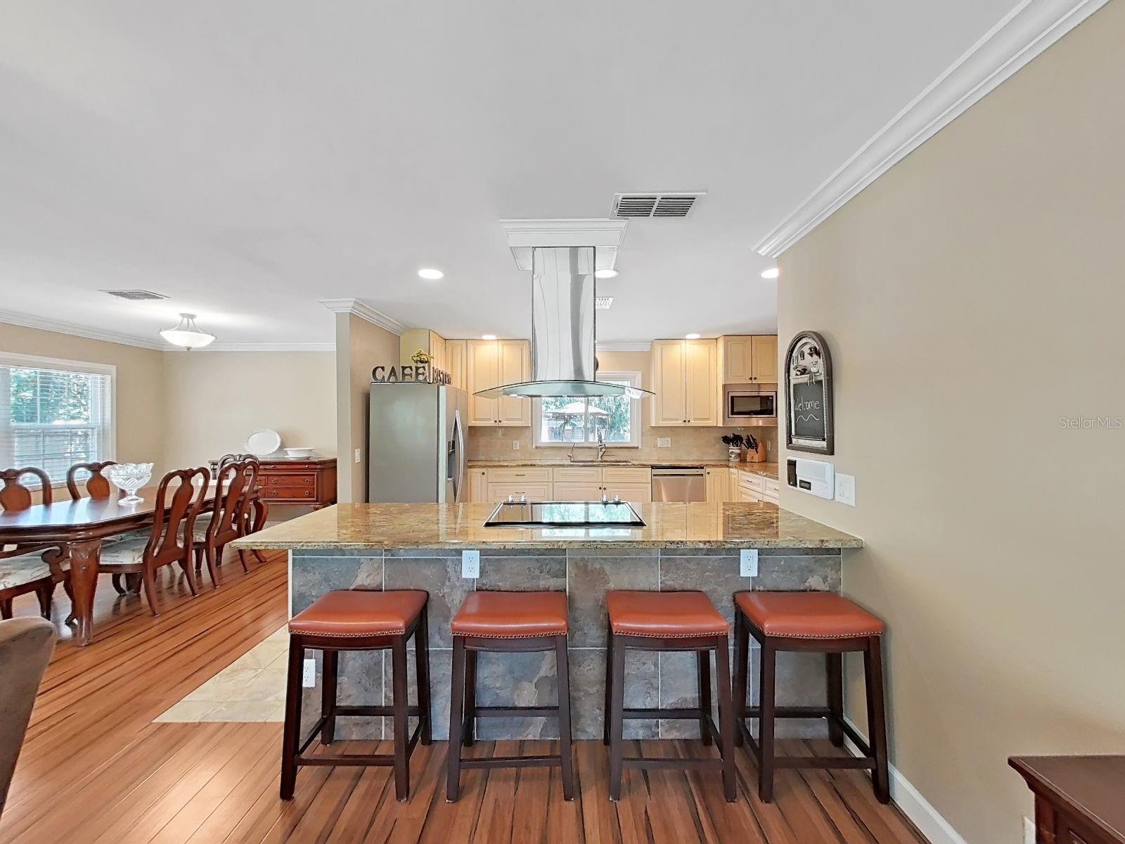 Listing photo id 10 for 18835 Tracer Drive