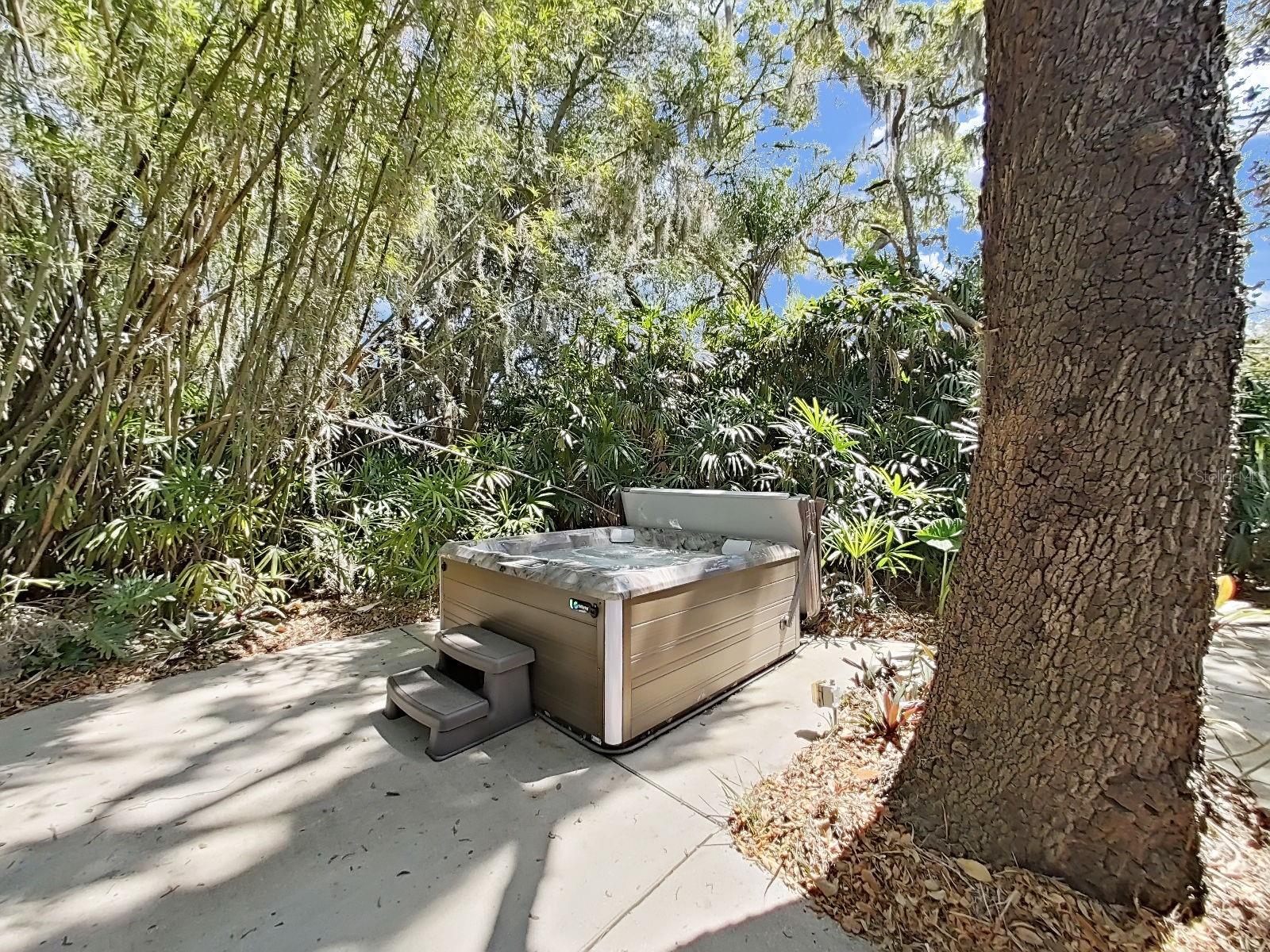 Listing photo id 49 for 18835 Tracer Drive