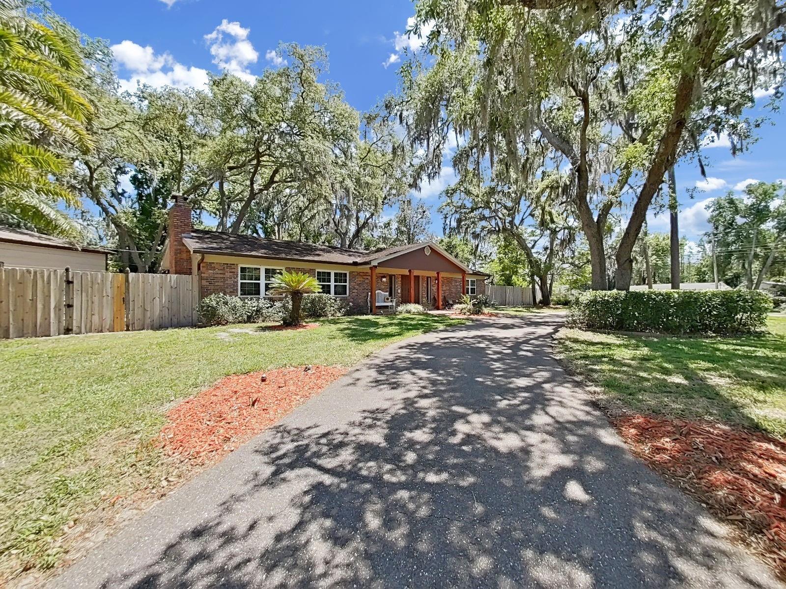 Listing photo id 63 for 18835 Tracer Drive