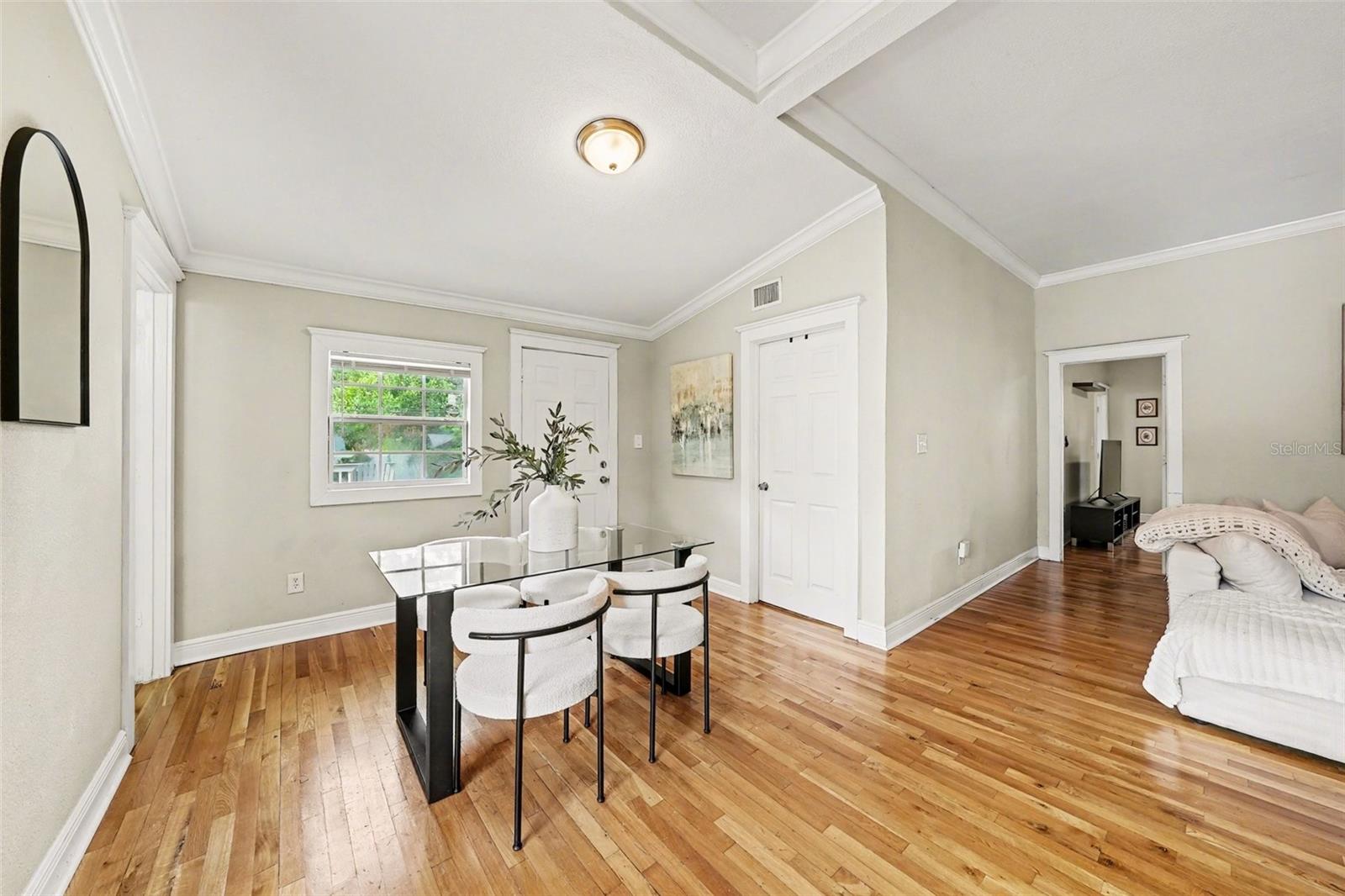 Image 17 of 26 For 805 Chelsea Street