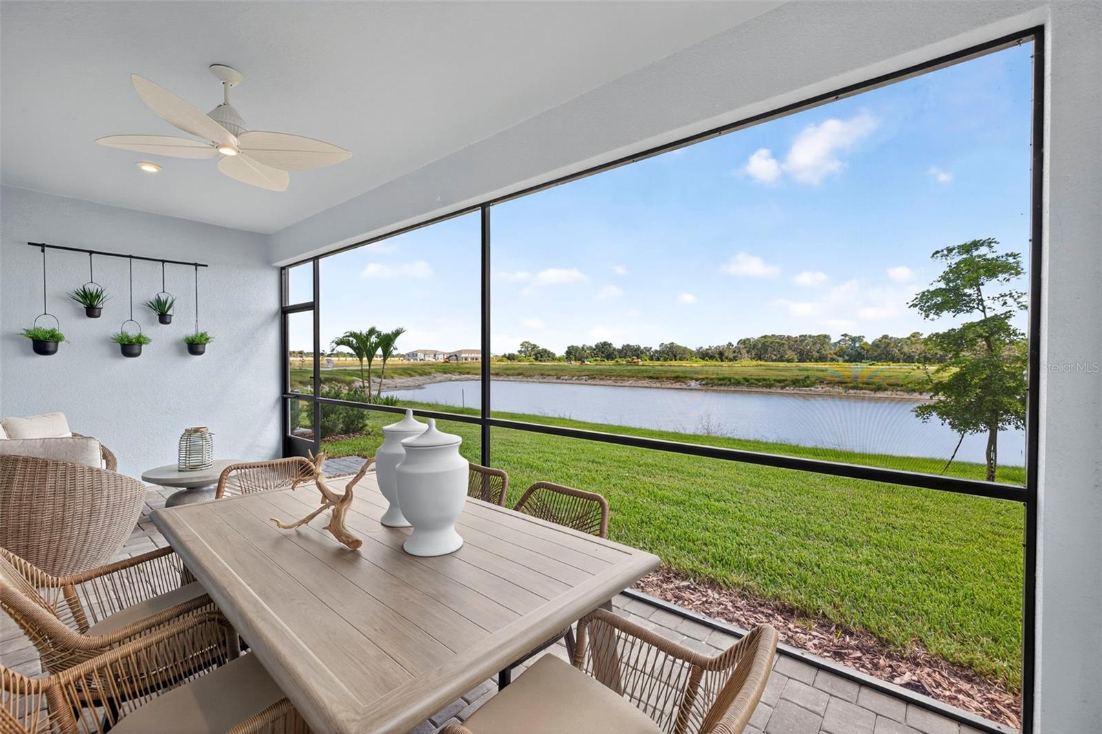 Image 21 of 31 For 34754 Flower Patch Drive