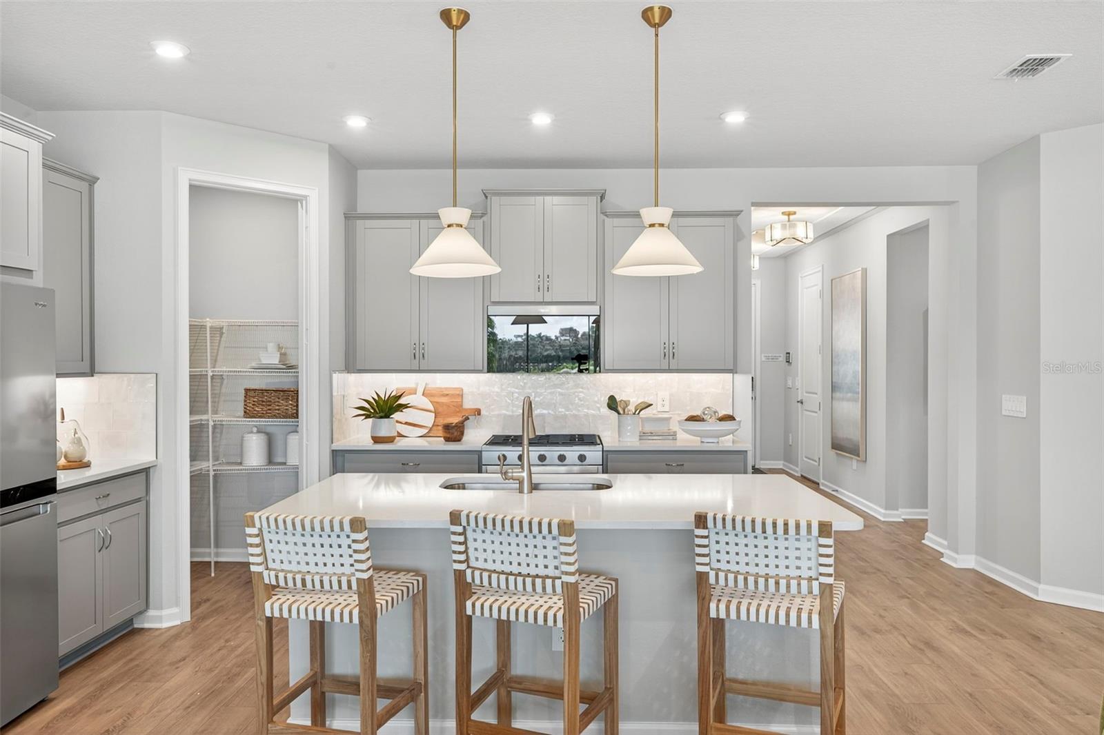 Image 5 of 31 For 34754 Flower Patch Drive