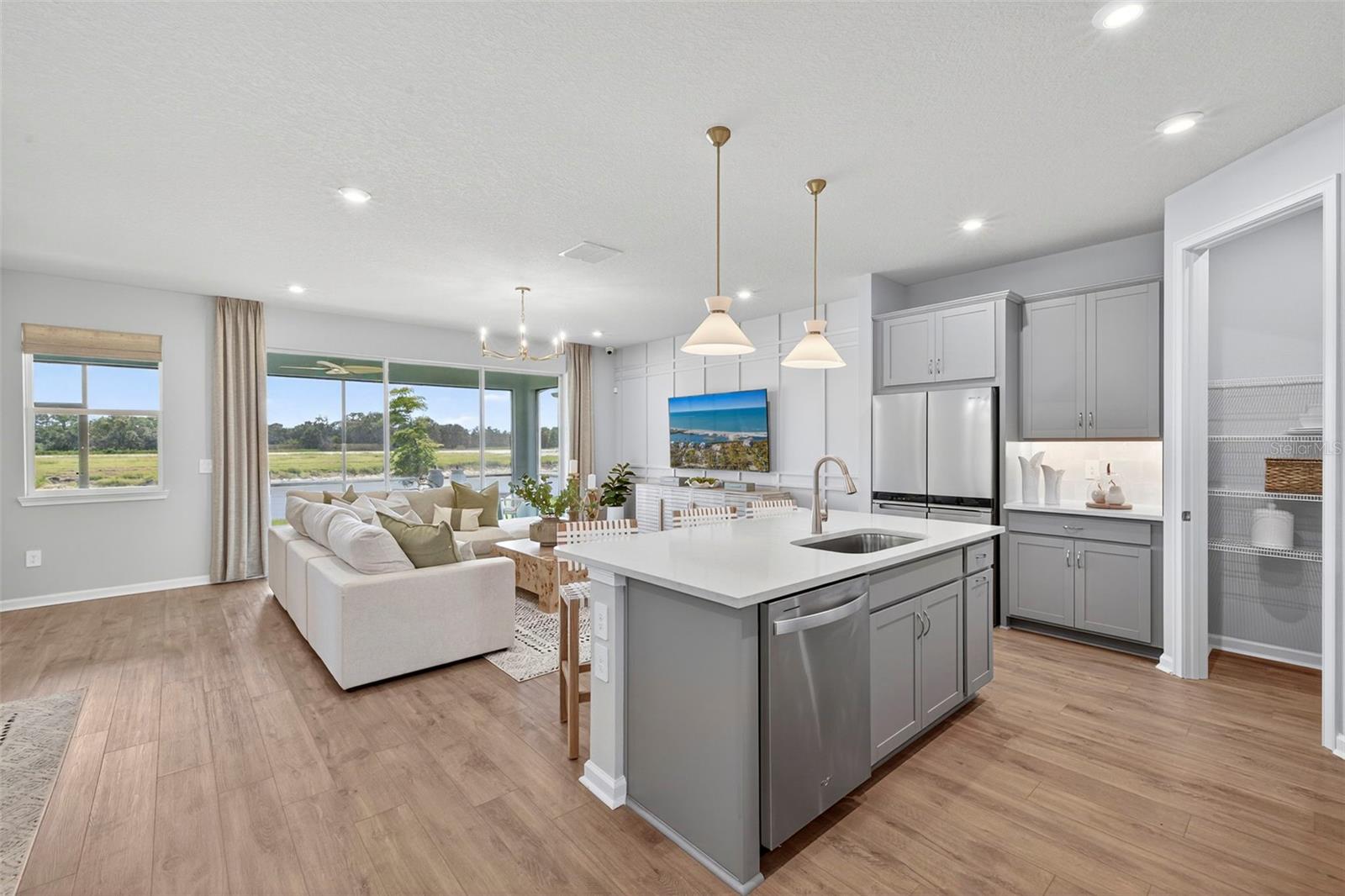 Image 7 of 31 For 34754 Flower Patch Drive