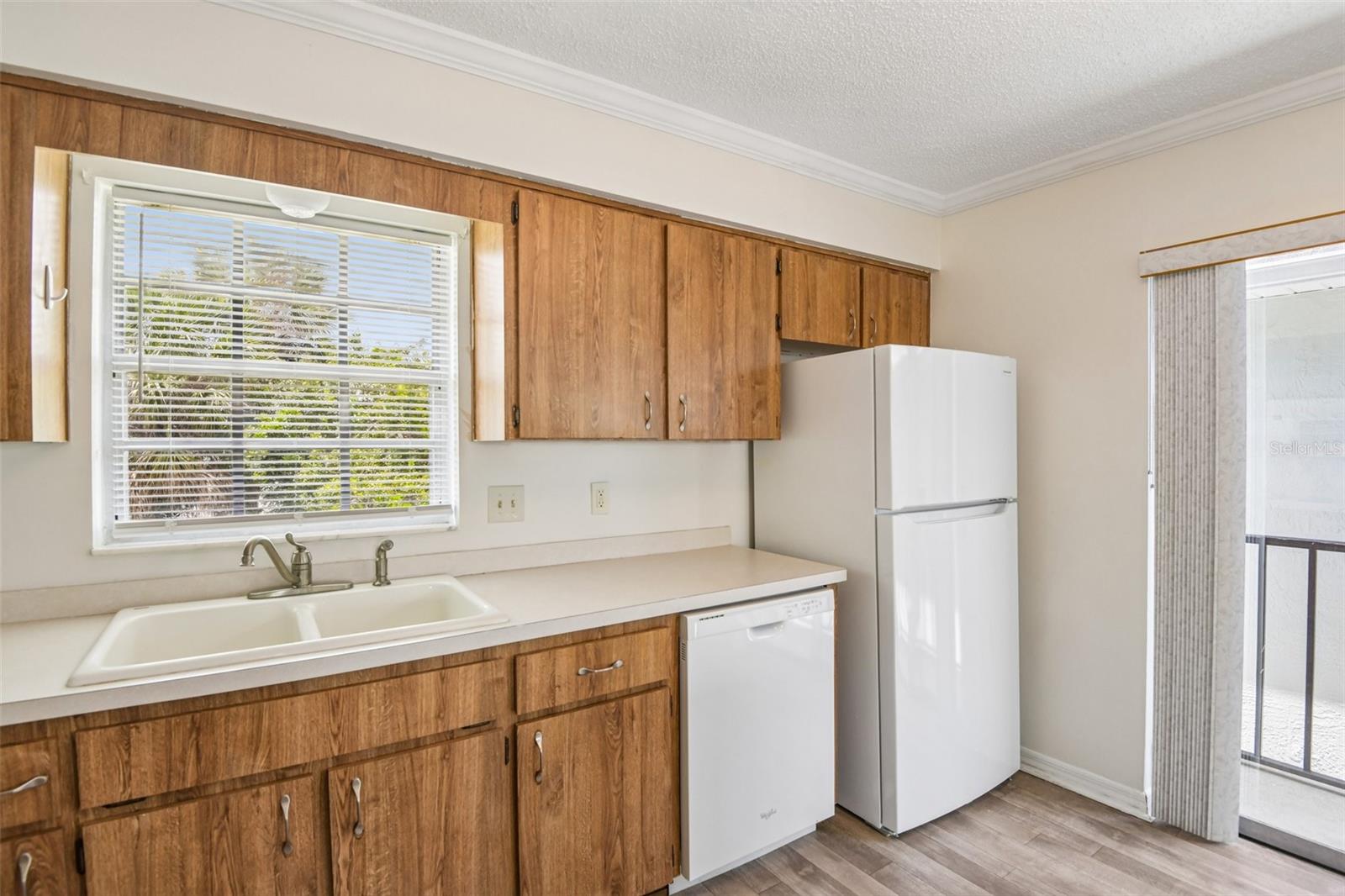 Image 10 of 49 For 6704 Hickorywood Lane