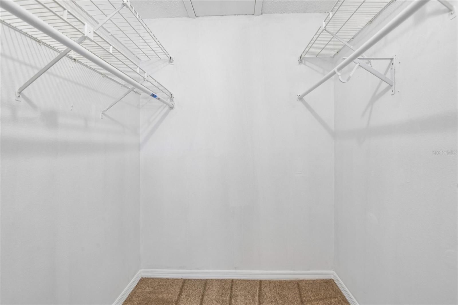 Image 14 of 49 For 6704 Hickorywood Lane