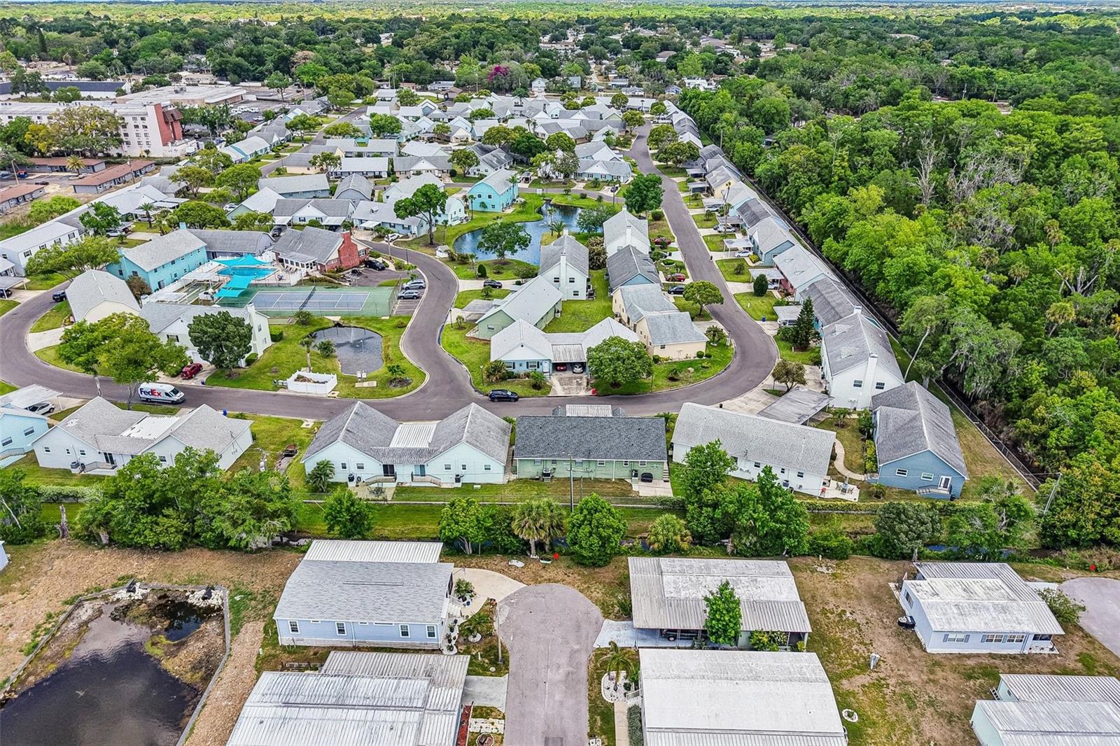 Image 26 of 49 For 6704 Hickorywood Lane