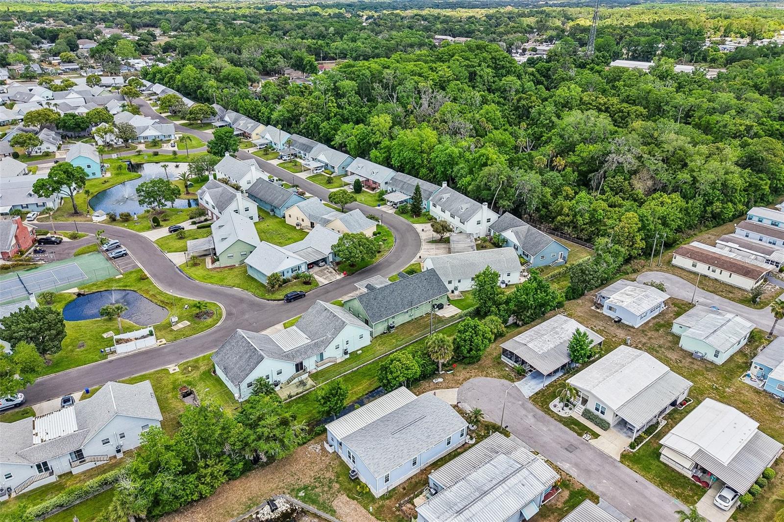 Image 29 of 49 For 6704 Hickorywood Lane