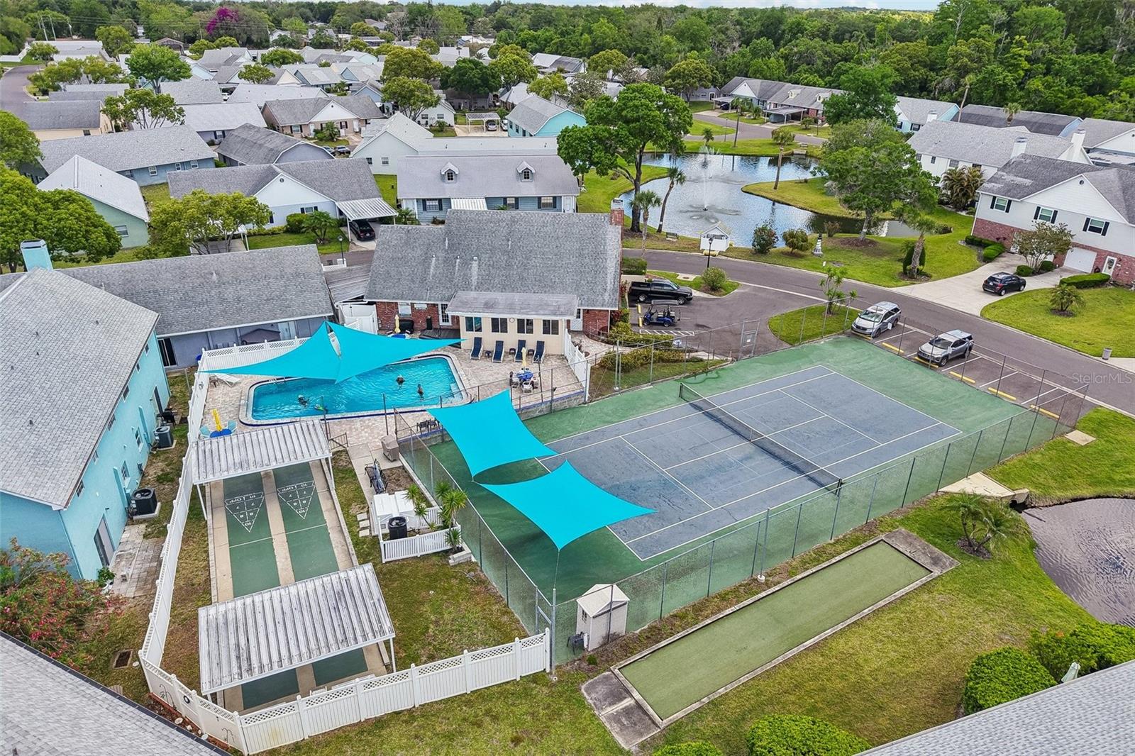 Image 37 of 49 For 6704 Hickorywood Lane