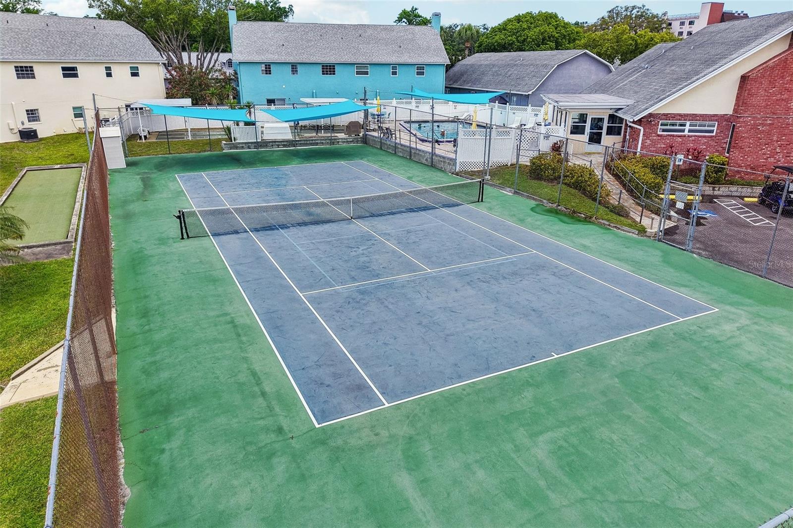 Image 40 of 49 For 6704 Hickorywood Lane