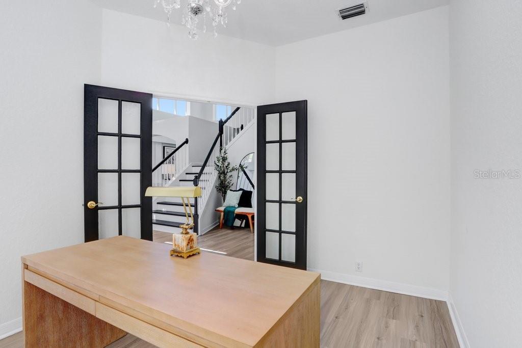 Image 14 of 65 For 18124 Courtney Breeze Drive