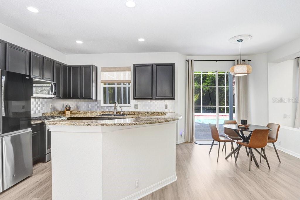 Image 17 of 65 For 18124 Courtney Breeze Drive