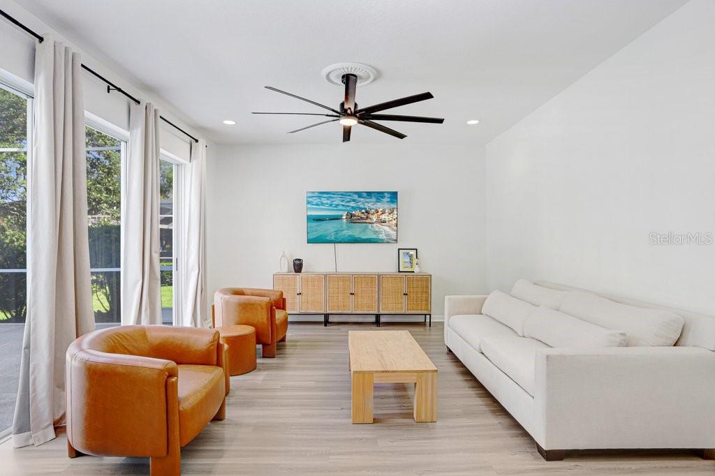 Image 24 of 65 For 18124 Courtney Breeze Drive