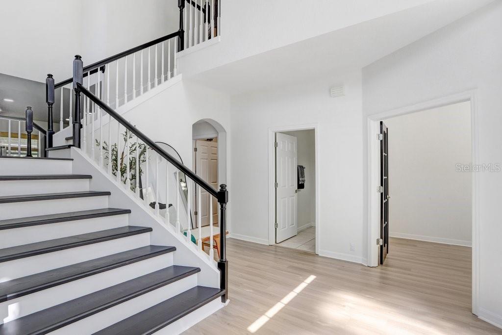 Image 7 of 65 For 18124 Courtney Breeze Drive