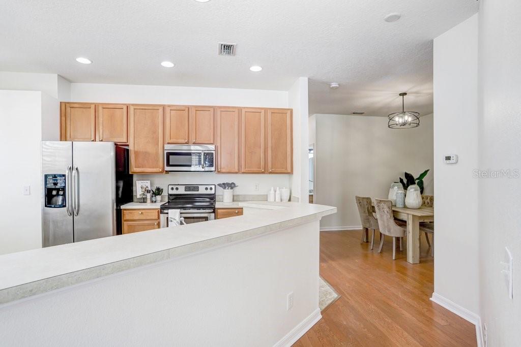 Image 17 of 39 For 8531 Acorn Ridge Court