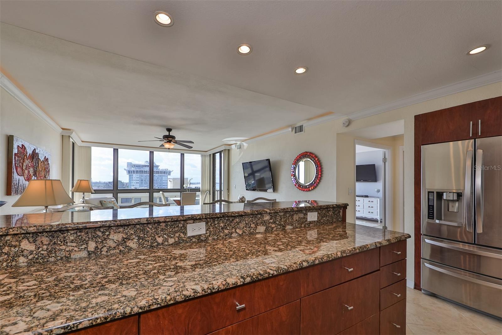 Image 18 of 31 For 5396 Gulf Boulevard 701