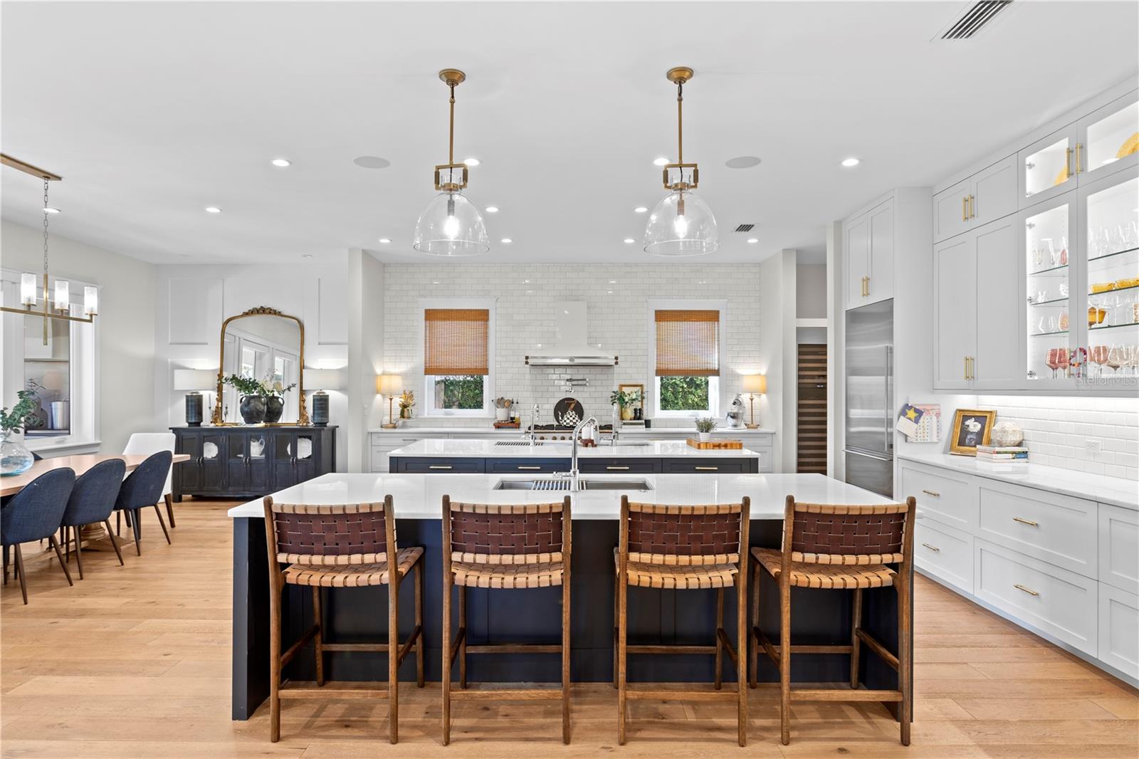 Image 11 of 49 For 2402 Parkland Boulevard