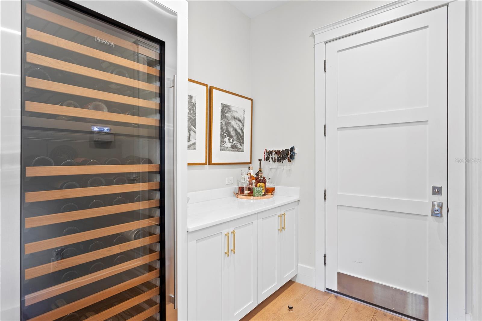 Image 15 of 49 For 2402 Parkland Boulevard