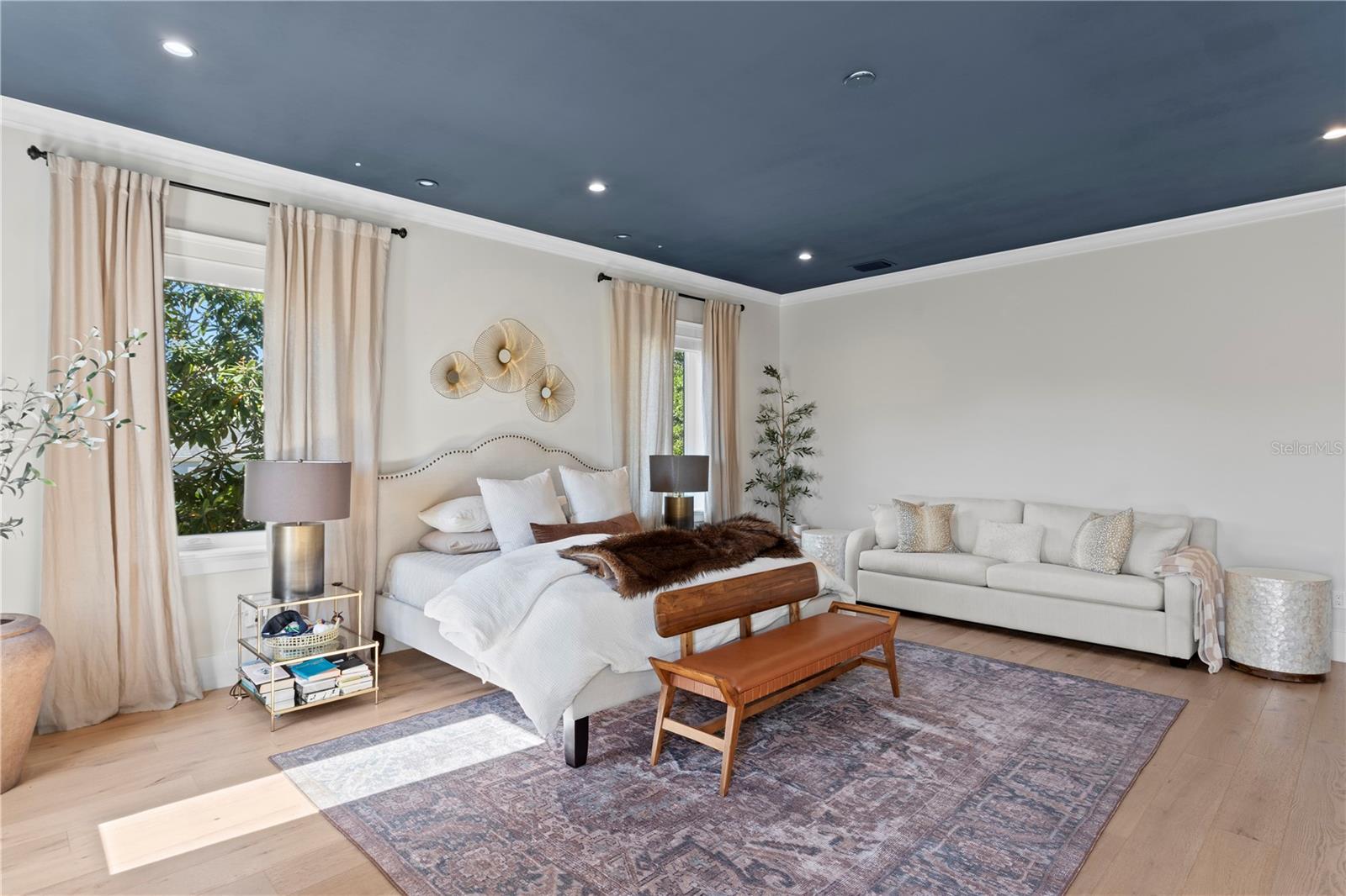 Image 20 of 49 For 2402 Parkland Boulevard