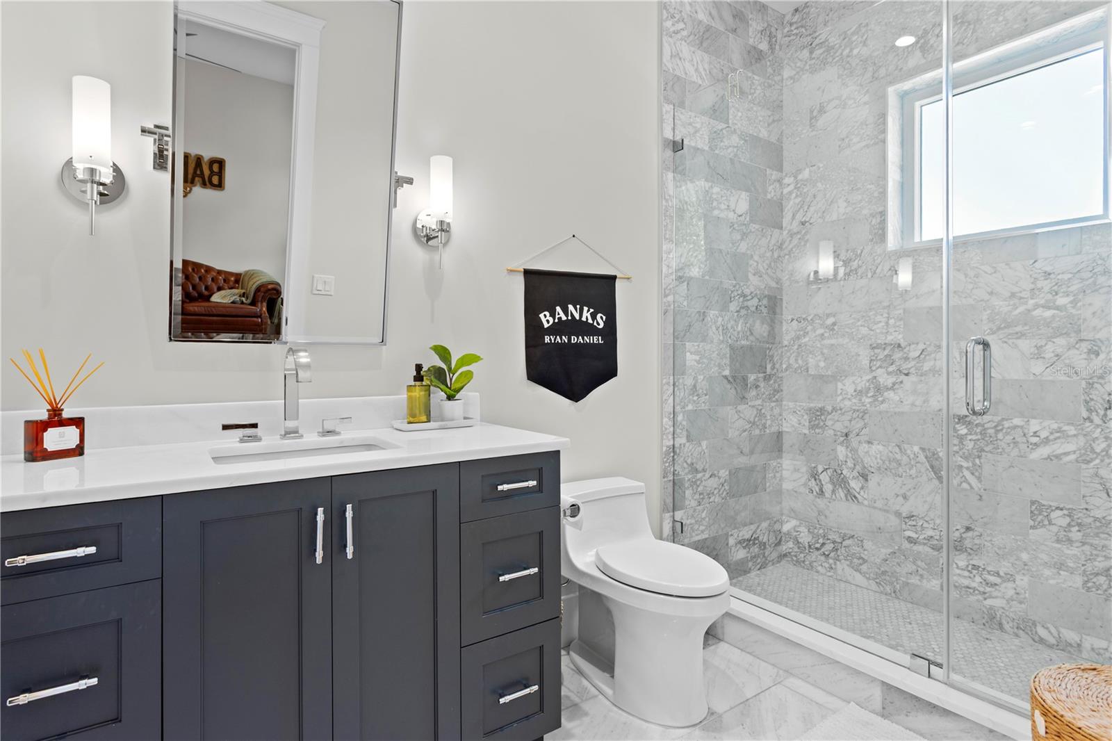 Image 28 of 49 For 2402 Parkland Boulevard