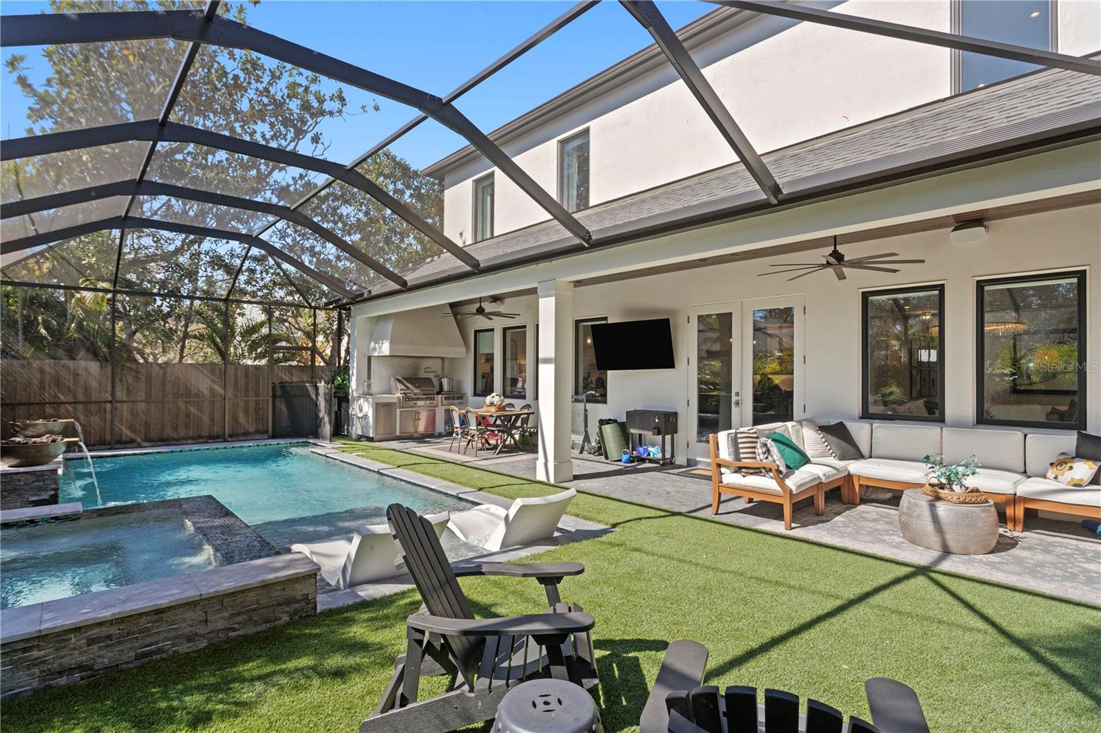 Image 42 of 49 For 2402 Parkland Boulevard