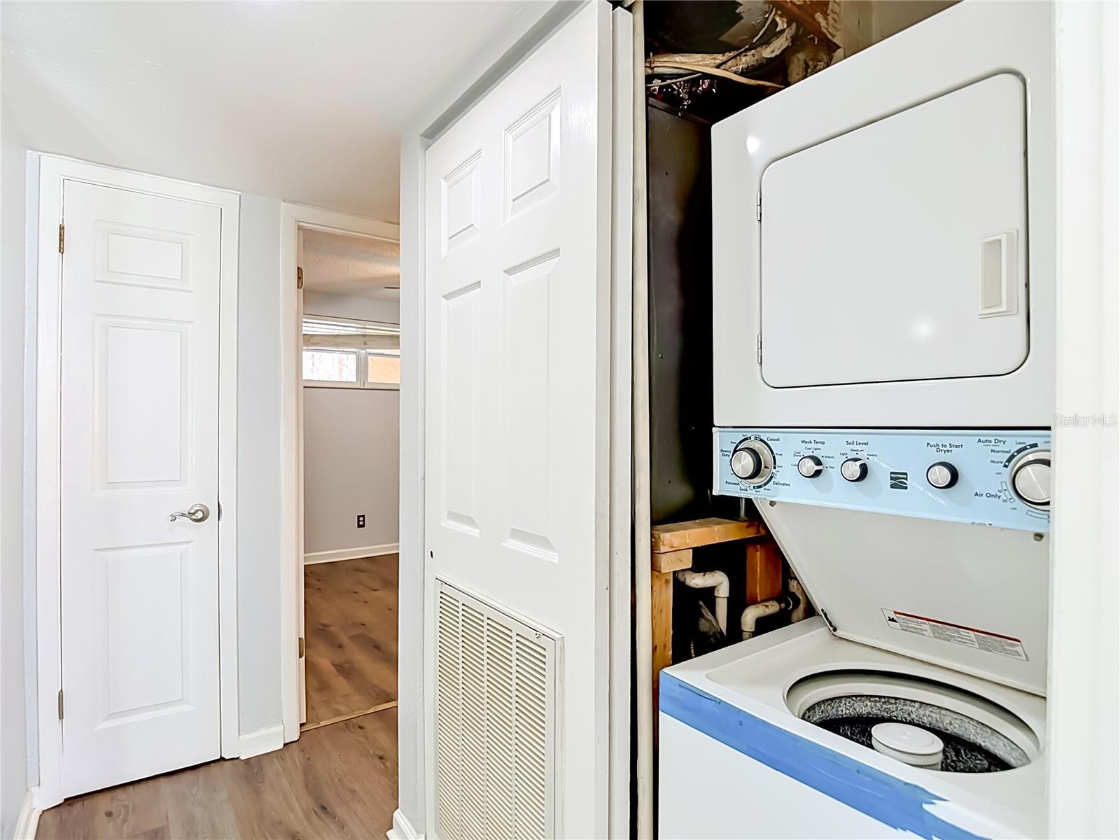 Image 19 of 21 For 5820 Church Avenue 164