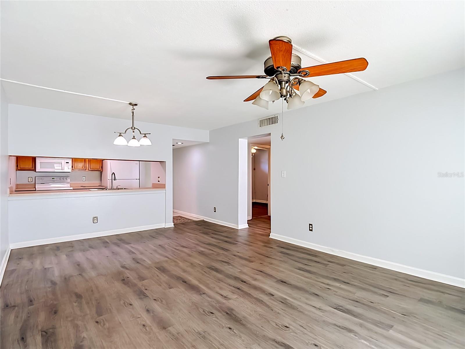 Image 2 of 21 For 5820 Church Avenue 164
