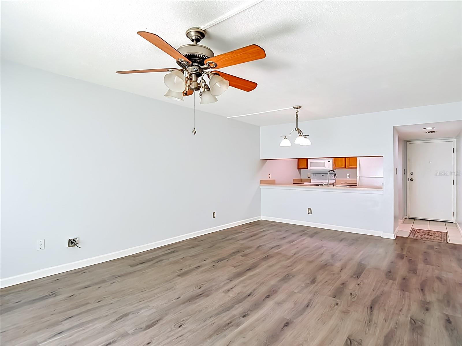 Image 3 of 21 For 5820 Church Avenue 164