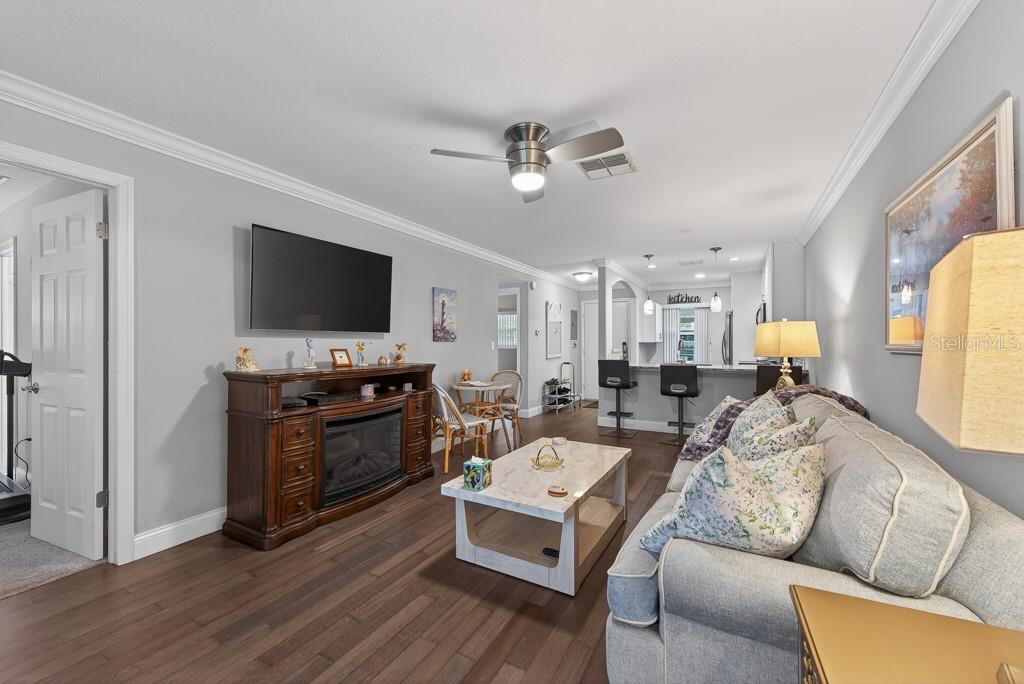 Image 12 of 44 For 2465 Northside Drive 305